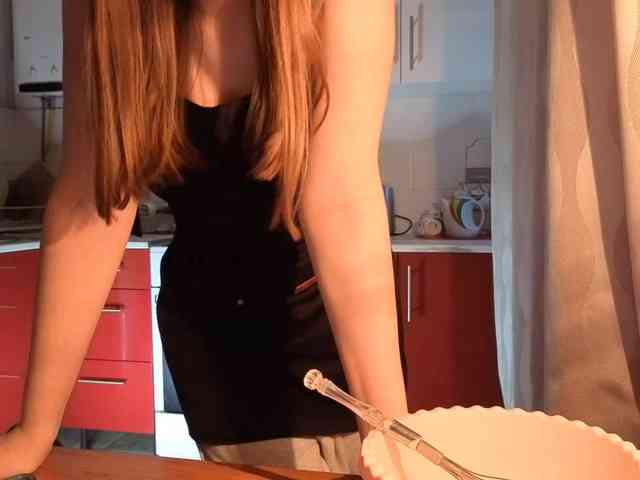 ChristiaPettet webcam