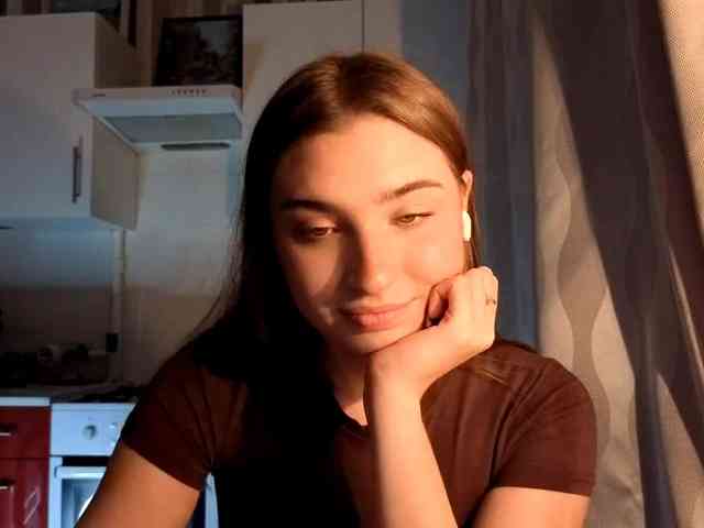 ChristiaPettet webcam