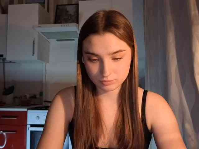 ChristiaPettet webcam