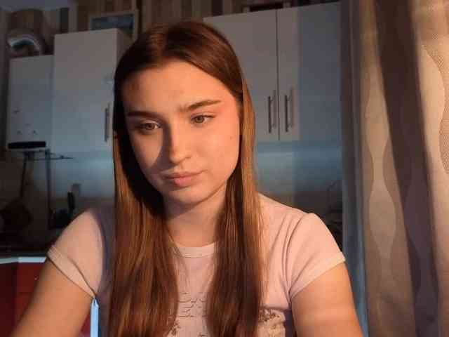 ChristiaPettet webcam