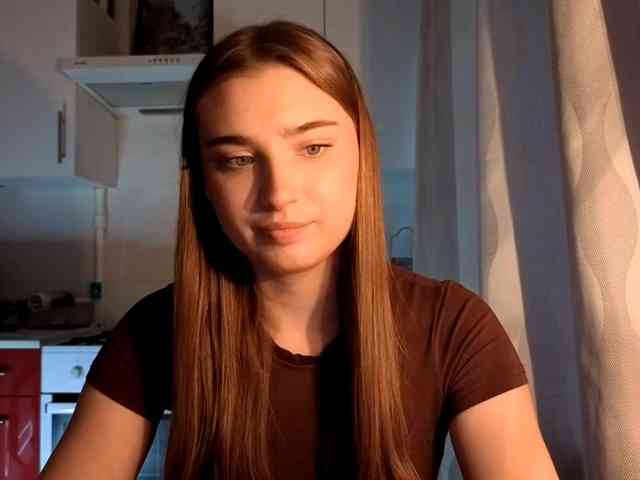 ChristiaPettet webcam