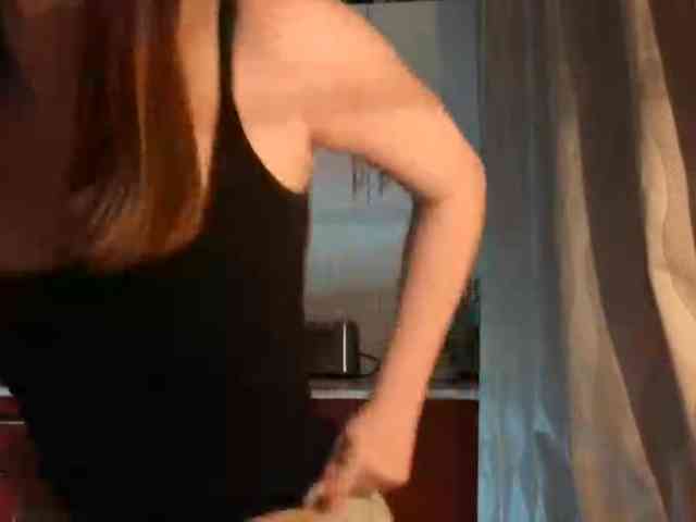 ChristiaPettet webcam