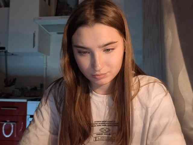 ChristiaPettet webcam