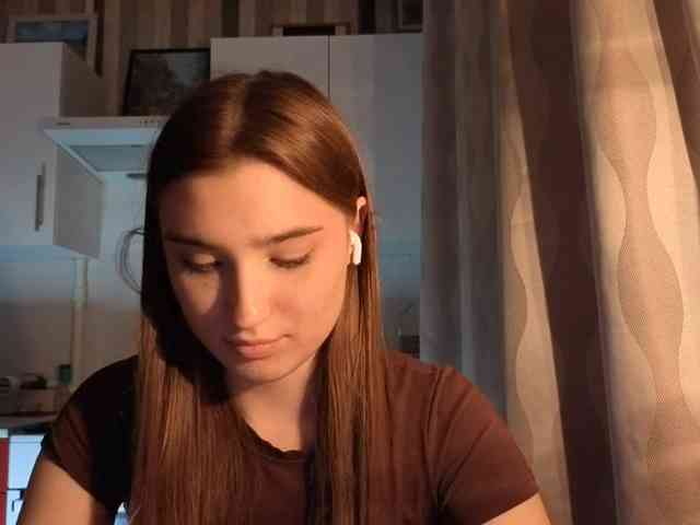 ChristiaPettet webcam