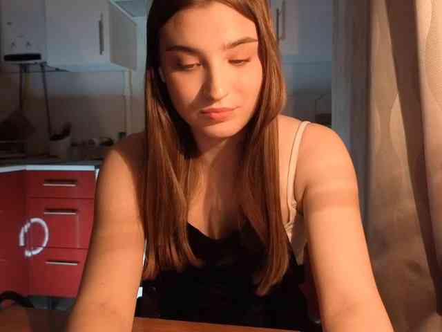 ChristiaPettet webcam