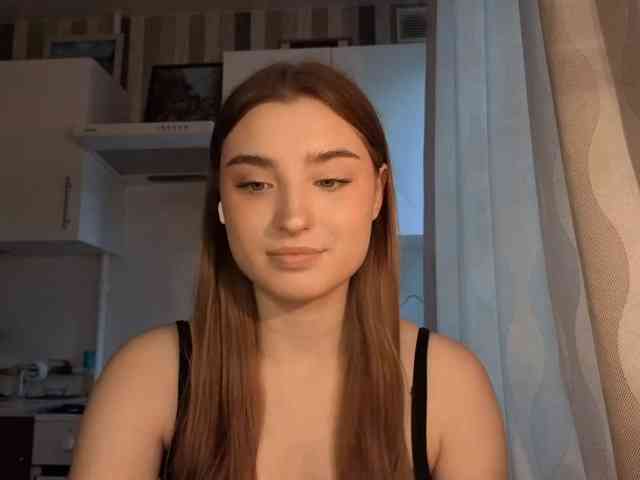 ChristiaPettet webcam