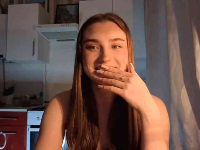 ChristiaPettet webcam