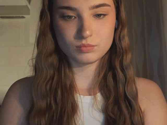 ChristiaPettet webcam