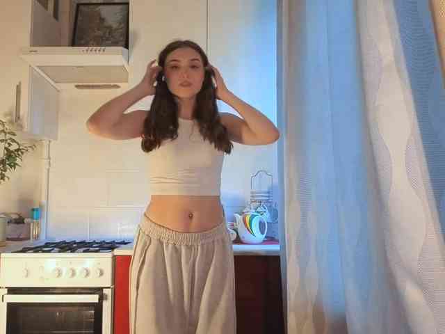 ChristiaPettet webcam