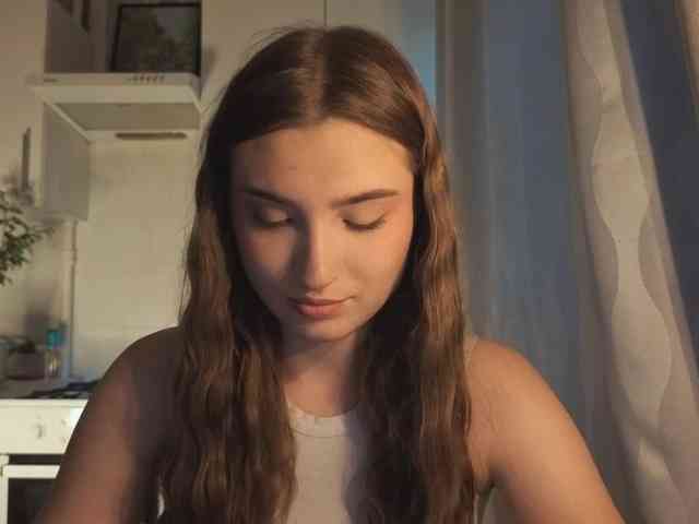 ChristiaPettet webcam
