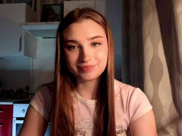 ChristiaPettet webcam