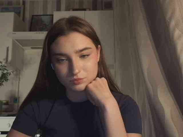 ChristiaPettet webcam