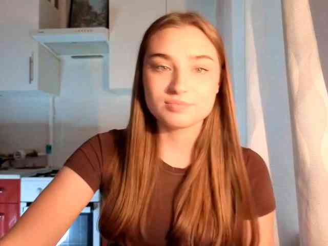 ChristiaPettet webcam