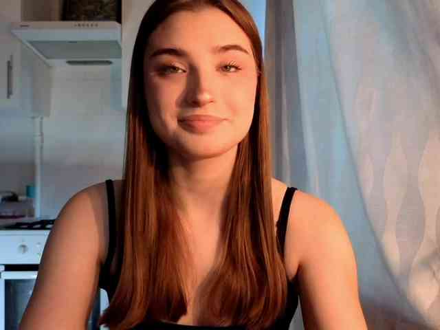 ChristiaPettet webcam