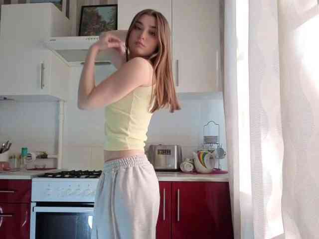 ChristiaPettet webcam