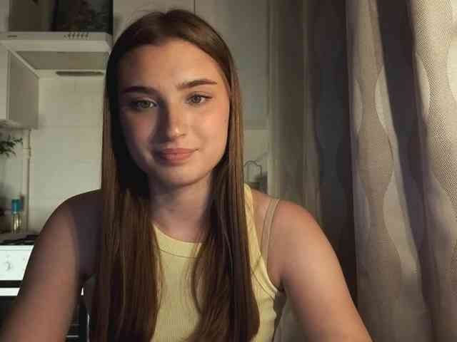 ChristiaPettet webcam