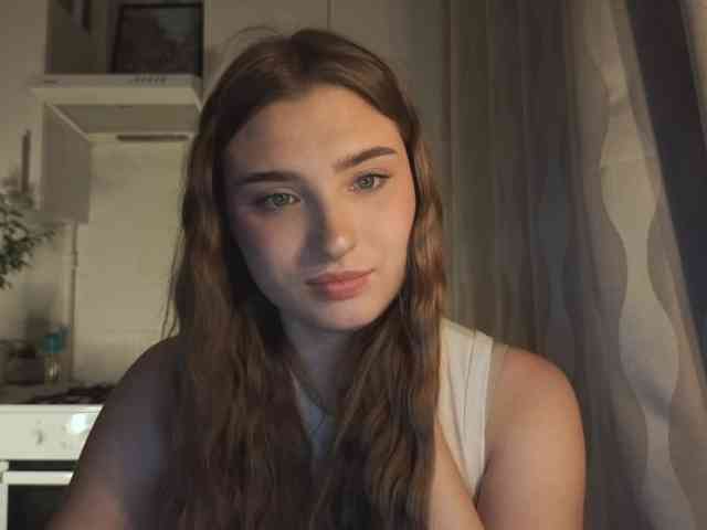 ChristiaPettet webcam