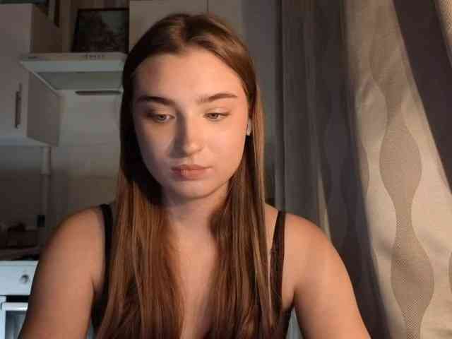 ChristiaPettet webcam