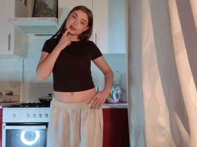 ChristiaPettet webcam