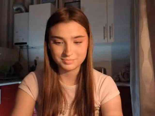 ChristiaPettet webcam