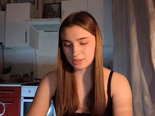 ChristiaPettet webcam