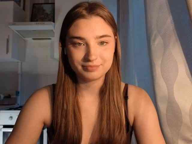 ChristiaPettet webcam