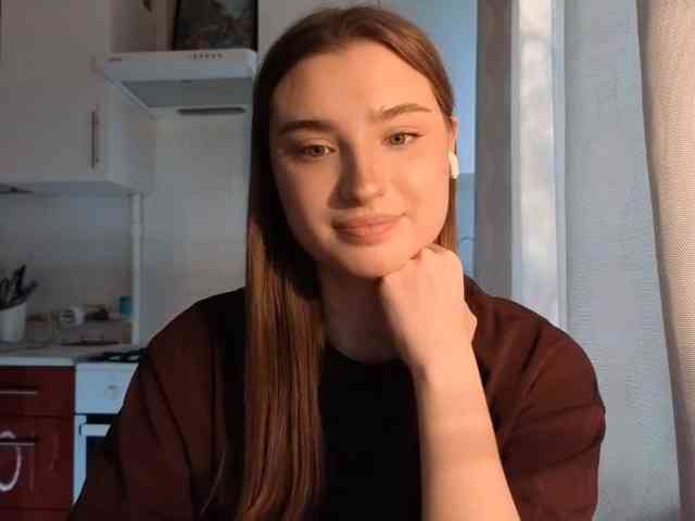 ChristiaPettet webcam