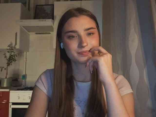 ChristiaPettet webcam