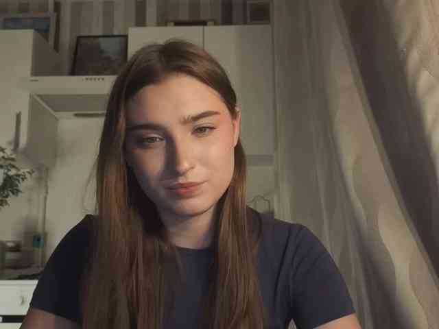 ChristiaPettet webcam