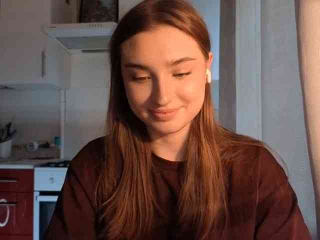 ChristiaPettet webcam