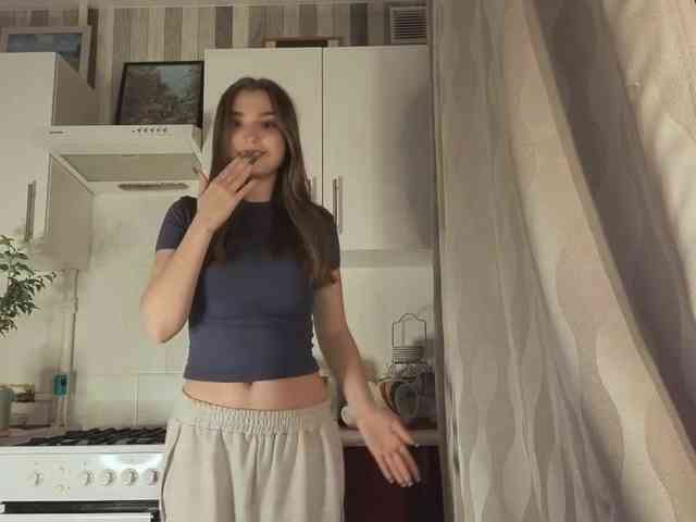 ChristiaPettet webcam