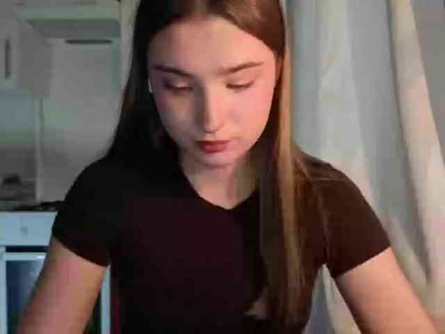 ChristiaPettet webcam