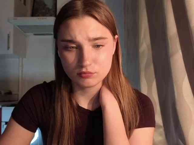 ChristiaPettet webcam