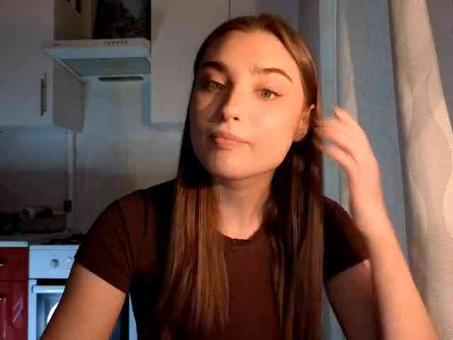 ChristiaPettet webcam