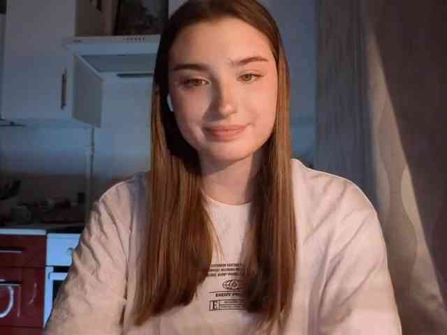 ChristiaPettet webcam