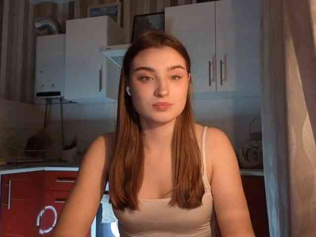 ChristiaPettet webcam