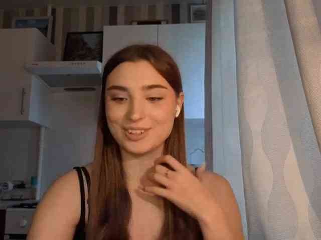 ChristiaPettet webcam