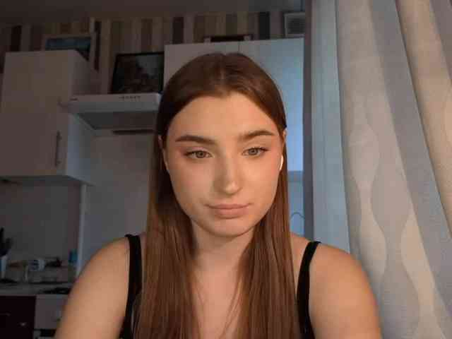 ChristiaPettet webcam