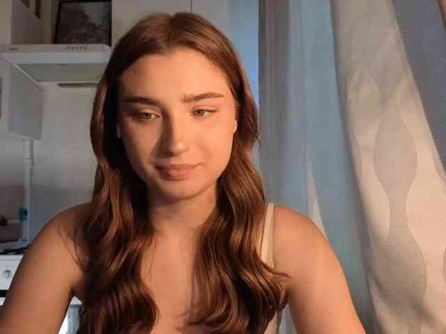 ChristiaPettet webcam