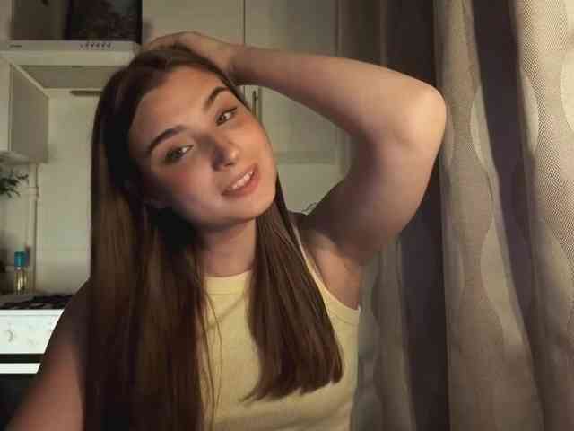 ChristiaPettet webcam