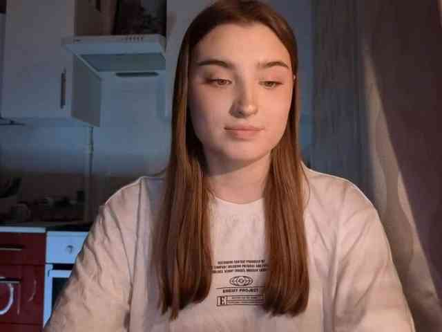 ChristiaPettet webcam