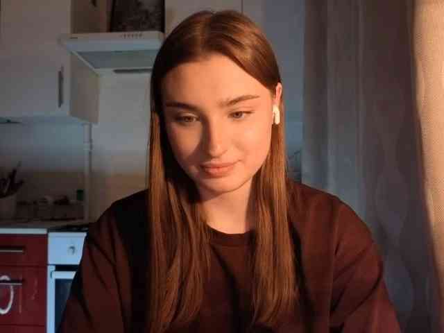 ChristiaPettet webcam