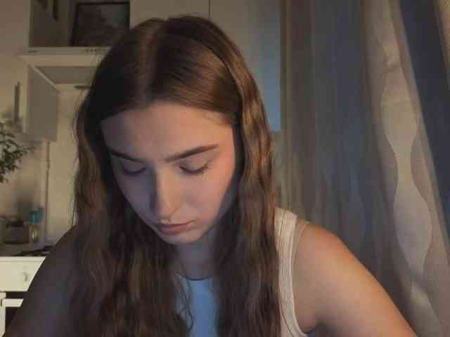 ChristiaPettet webcam