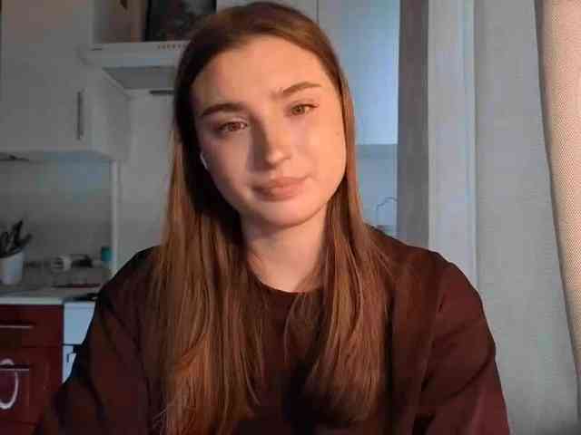 ChristiaPettet webcam