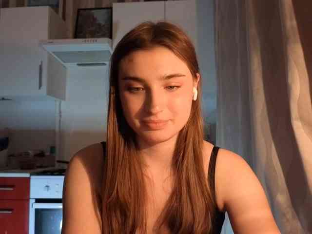 ChristiaPettet webcam