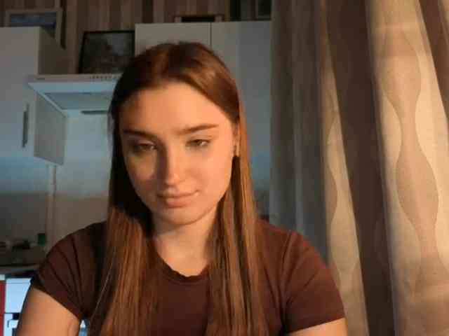 ChristiaPettet webcam