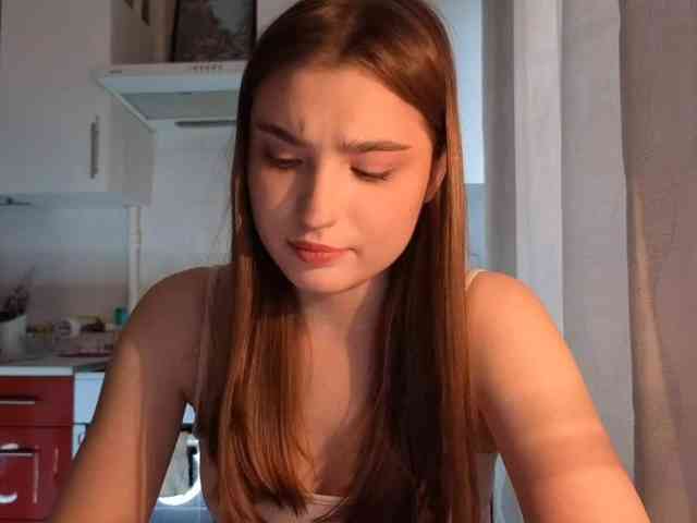 ChristiaPettet webcam