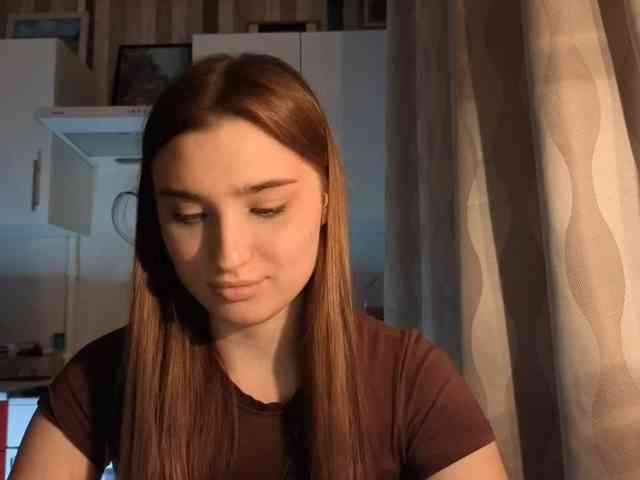 ChristiaPettet webcam