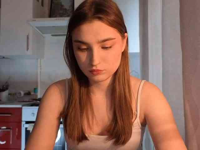 ChristiaPettet webcam