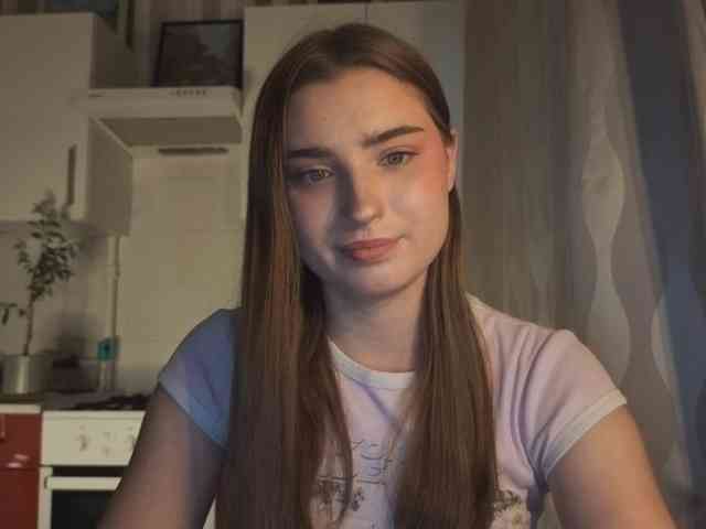 ChristiaPettet webcam